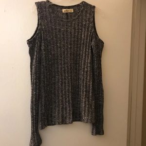 NWOT Hollister size Small cold shoulder top